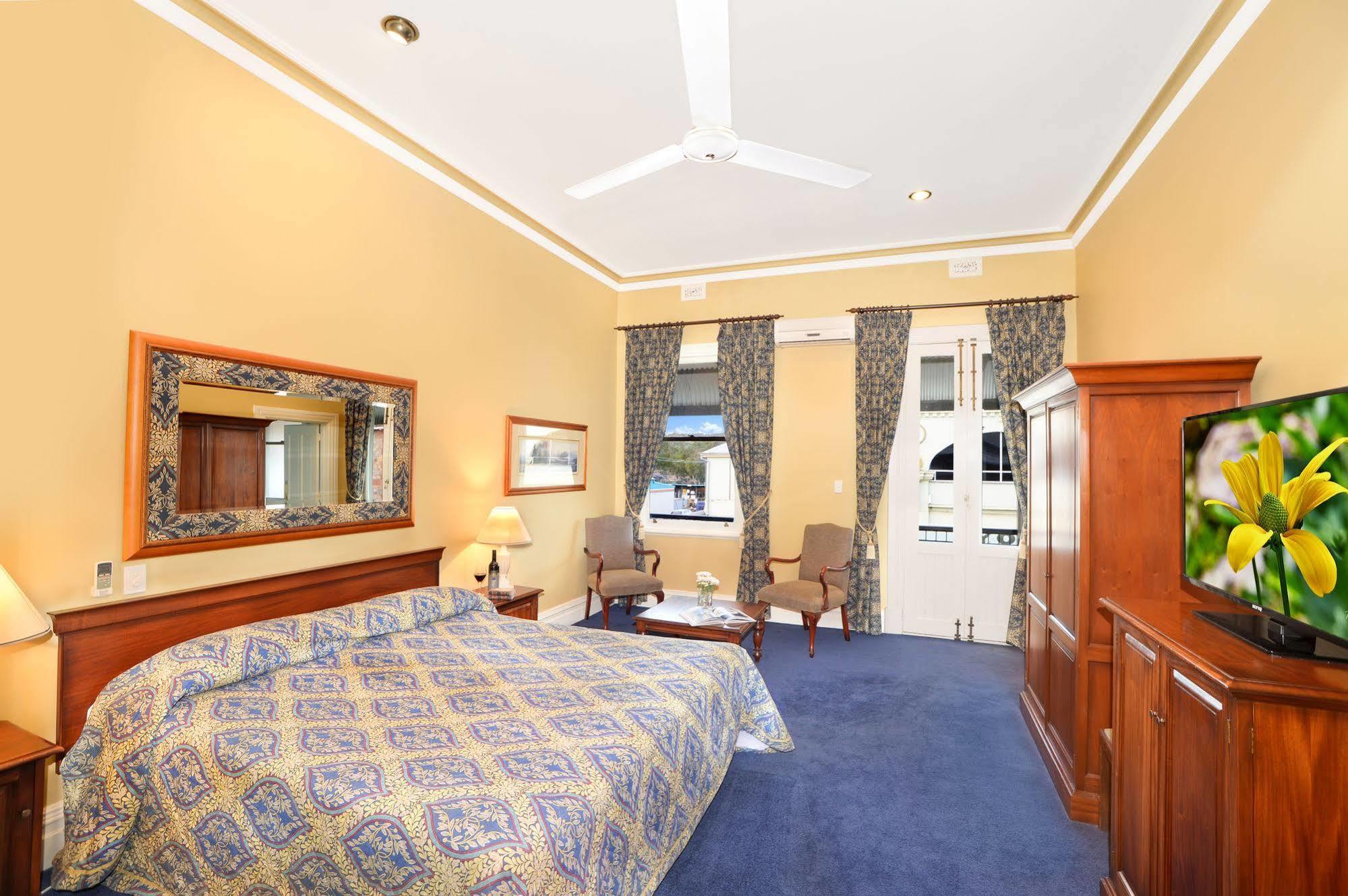 The York Palace Accommodation Zewnętrze zdjęcie
